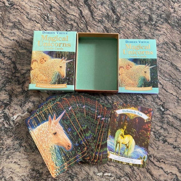 Magical Unicorn Oracle Cards - Picture 3 of 3